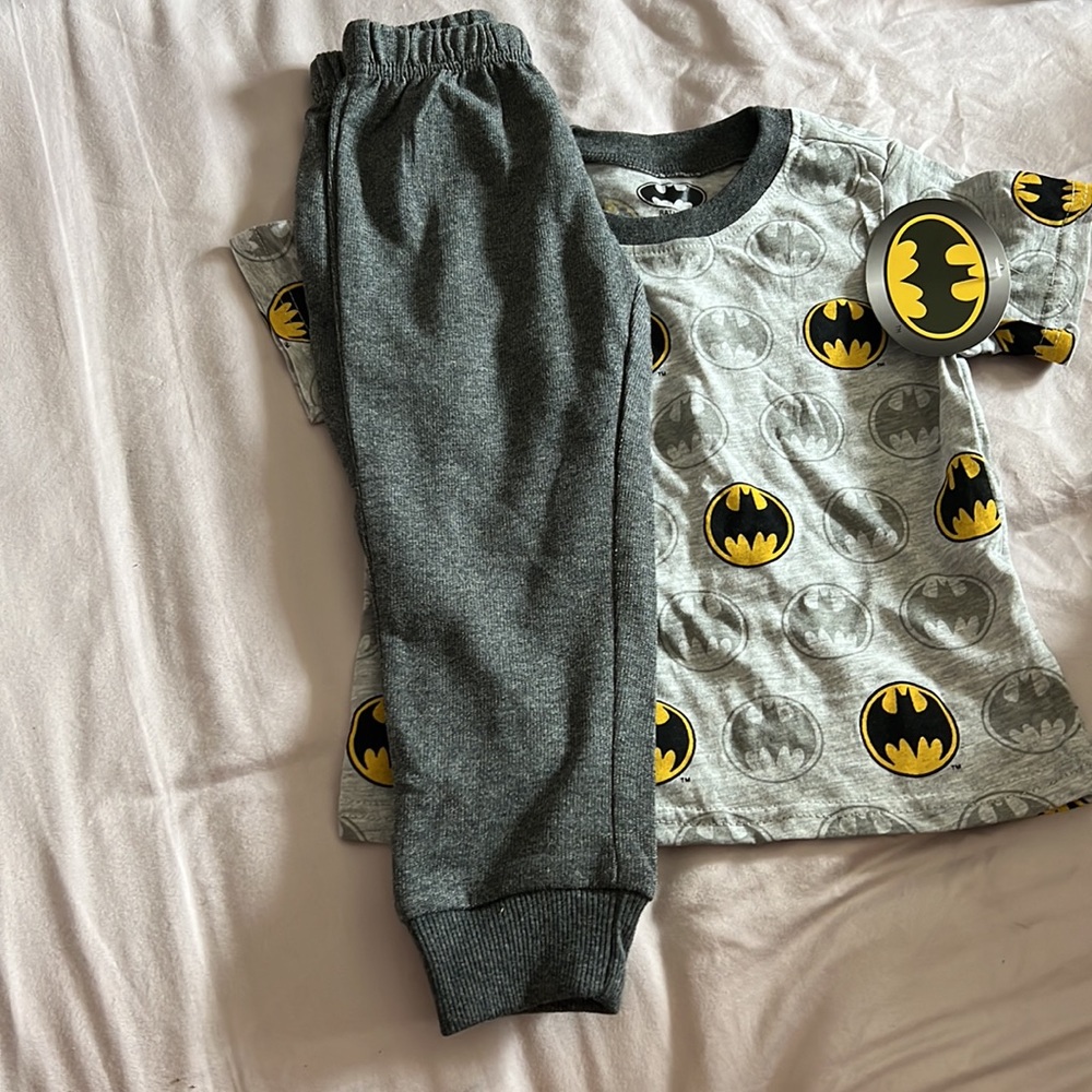 Batman - Picture 2 of 5